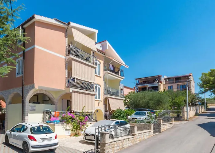 Apartman Cozy In Sveti Filip i Jakov